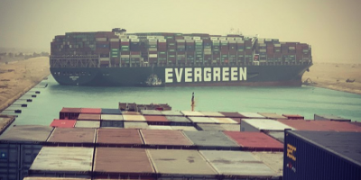 Evergreen container ship blocking the Suez canal