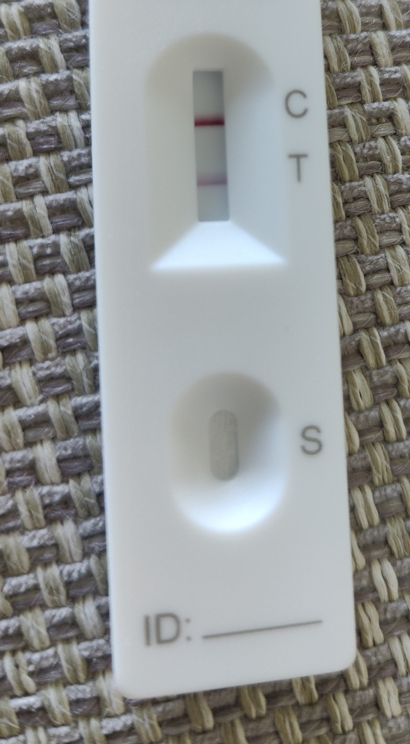 Lateral flow test show a positive result